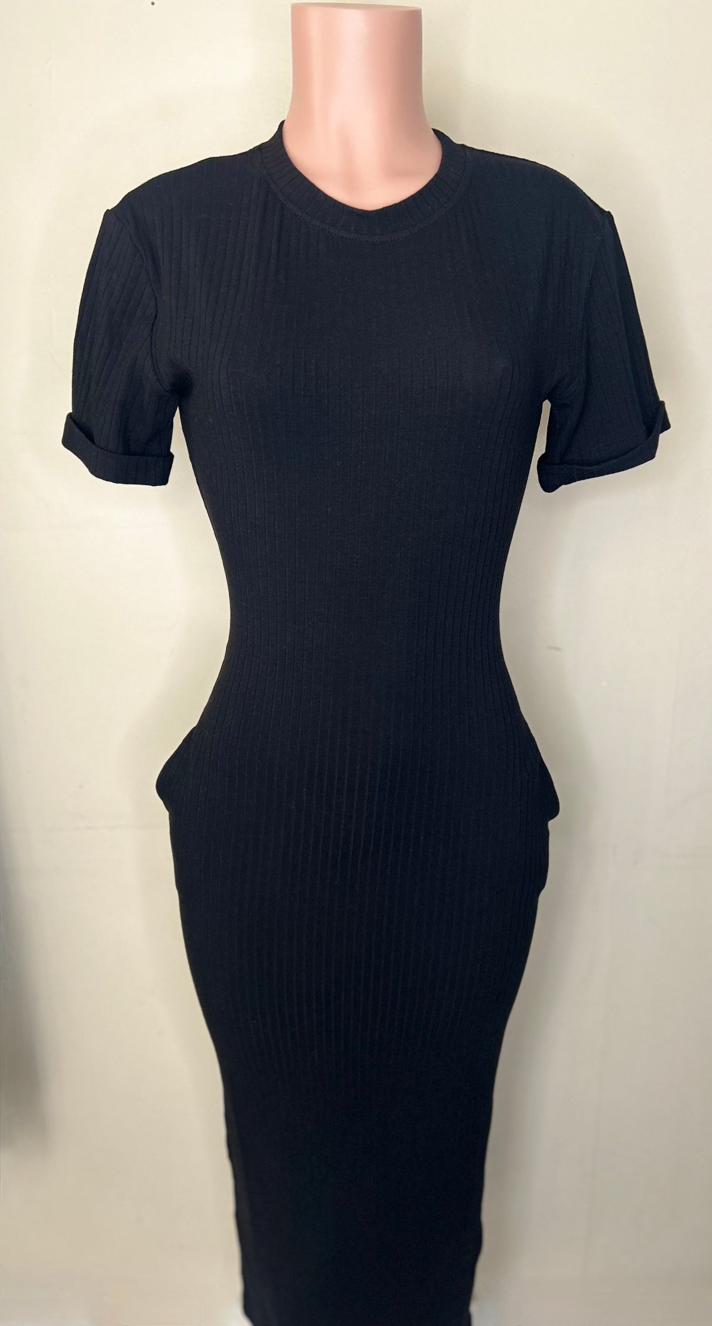 Black Pocket Dress